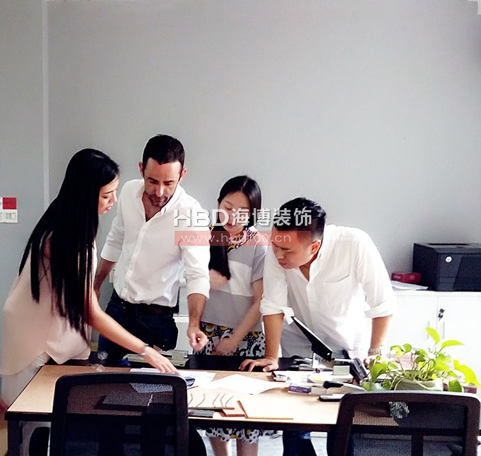 環球都會廣場辦公室裝修設計,廣州裝修設計公司,廣州辦公室裝修,海博裝飾.jpg 環球都會廣場辦公室裝修設計,廣州裝修設計公司,廣州辦公室裝修,海博裝飾.jpg