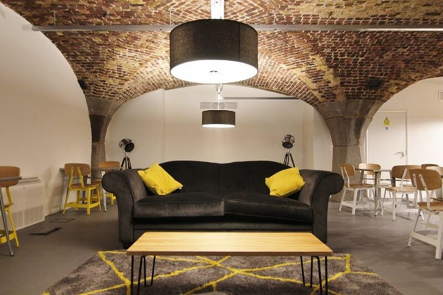 創(chuàng)意辦公室裝修,辦公室設(shè)計(jì),廣州海博裝修公司,辦公室裝修.jpg 創(chuàng)意辦公室裝修,辦公室設(shè)計(jì),廣州海博裝修公司,辦公室裝修.jpg