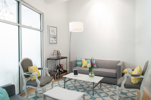 辦公室裝修設(shè)計,色彩空間辦公室設(shè)計,廣州裝飾公司,海博裝飾.jpg 辦公室裝修設(shè)計,色彩空間辦公室設(shè)計,廣州裝飾公司,海博裝飾.jpg