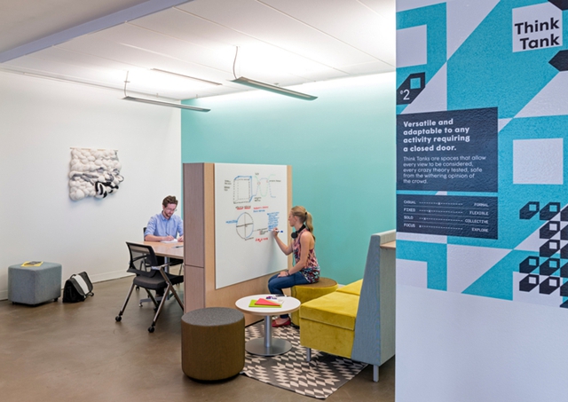 創意辦公室裝修設計,廣州裝修設計公司,辦公室設計色彩方案,海博裝飾.jpg 創意辦公室裝修設計,廣州裝修設計公司,辦公室設計色彩方案,海博裝飾.jpg