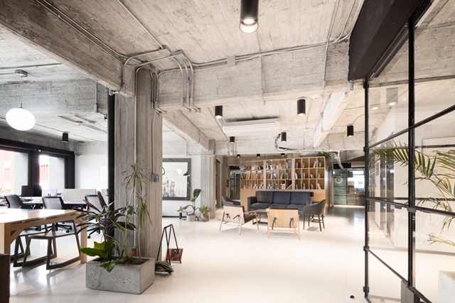 工業(yè)風(fēng)辦公室裝修設(shè)計(jì),廣州裝修設(shè)計(jì)公司,辦公室設(shè)計(jì),海博裝飾.jpg 工業(yè)風(fēng)辦公室裝修設(shè)計(jì),廣州裝修設(shè)計(jì)公司,辦公室設(shè)計(jì),海博裝飾.jpg