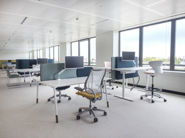 化妝品公司辦公室裝修設計.jpg 化妝品公司辦公室裝修設計.jpg