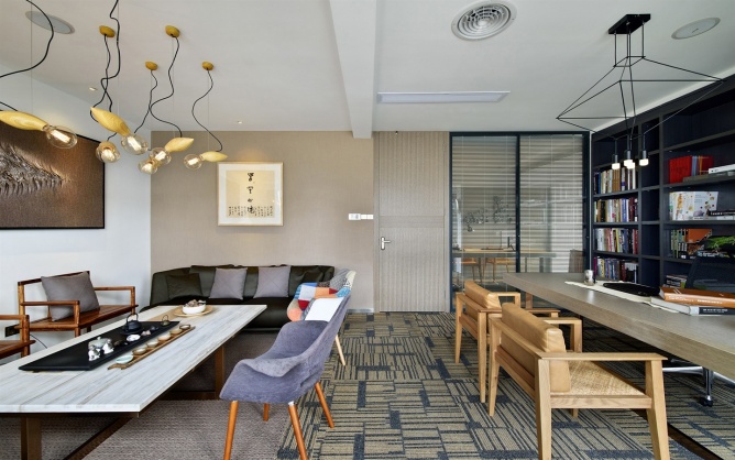 具有設計感的辦公室裝修.jpg 具有設計感的辦公室裝修.jpg