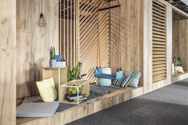 創(chuàng)意辦公室裝修設(shè)計(jì).jpg 創(chuàng)意辦公室裝修設(shè)計(jì).jpg