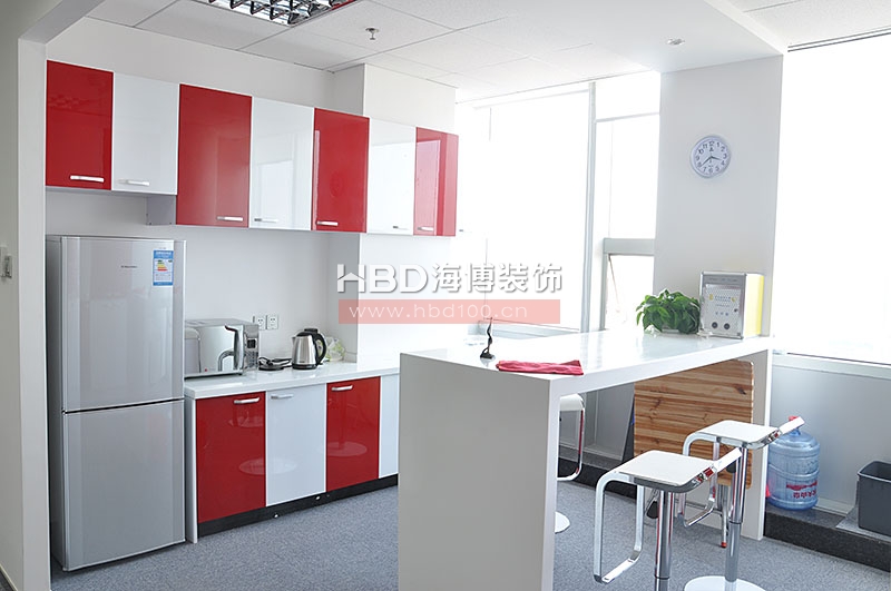 貿(mào)易公司辦公室裝修設(shè)計.jpg 貿(mào)易公司辦公室裝修設(shè)計.jpg