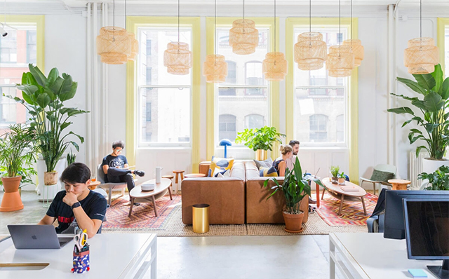 國外風辦公室裝修設(shè)計.jpg 國外風辦公室裝修設(shè)計.jpg