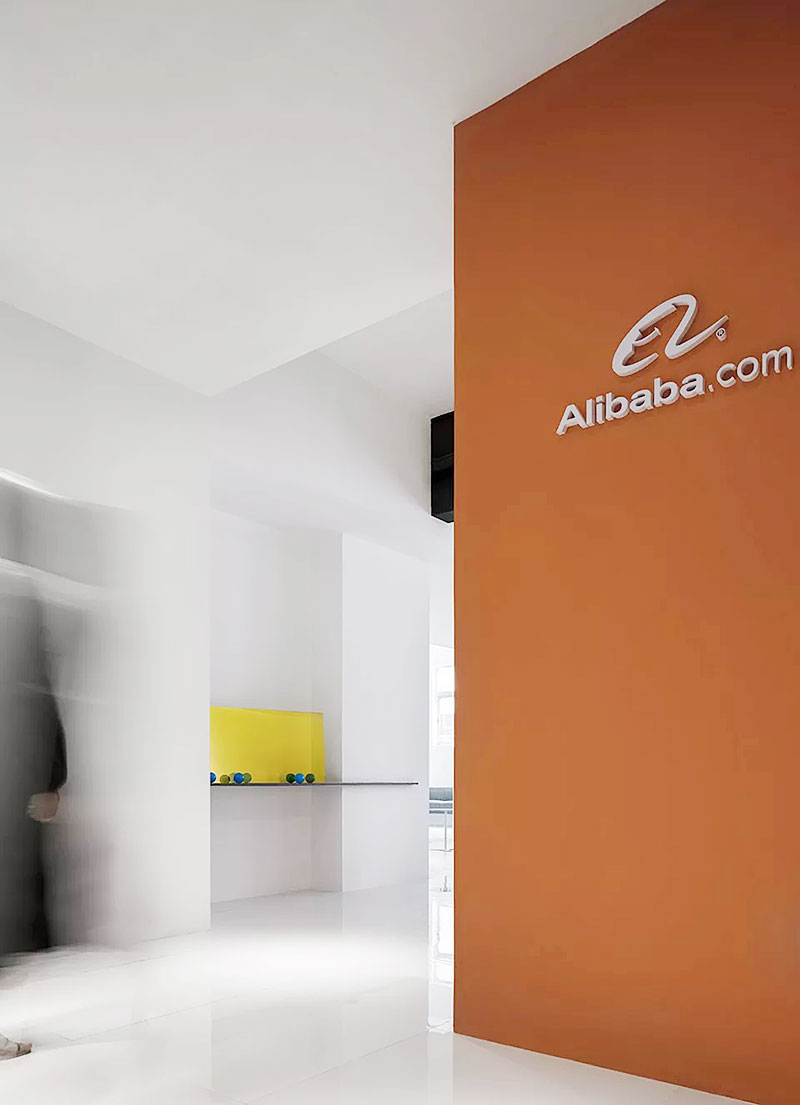 現(xiàn)代簡約風(fēng)格辦公室裝修設(shè)計.jpg 現(xiàn)代簡約風(fēng)格辦公室裝修設(shè)計.jpg