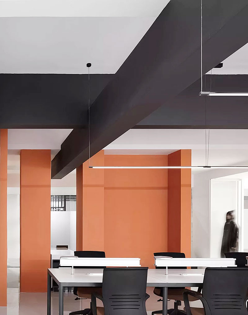 現(xiàn)代簡約風(fēng)格辦公室裝修設(shè)計.jpg 現(xiàn)代簡約風(fēng)格辦公室裝修設(shè)計.jpg