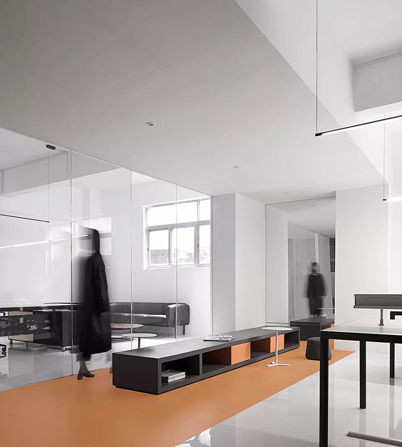 現(xiàn)代簡約風(fēng)格辦公室裝修設(shè)計.jpg 現(xiàn)代簡約風(fēng)格辦公室裝修設(shè)計.jpg