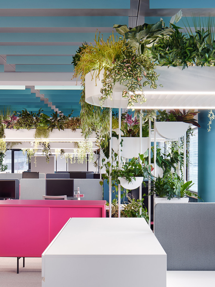 充滿幸福感的辦公室裝修設(shè)計.jpg 充滿幸福感的辦公室裝修設(shè)計.jpg